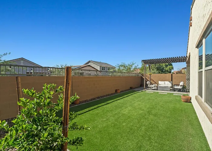 Holiday home Desert Chic Oasis Near Stadium Bbq *